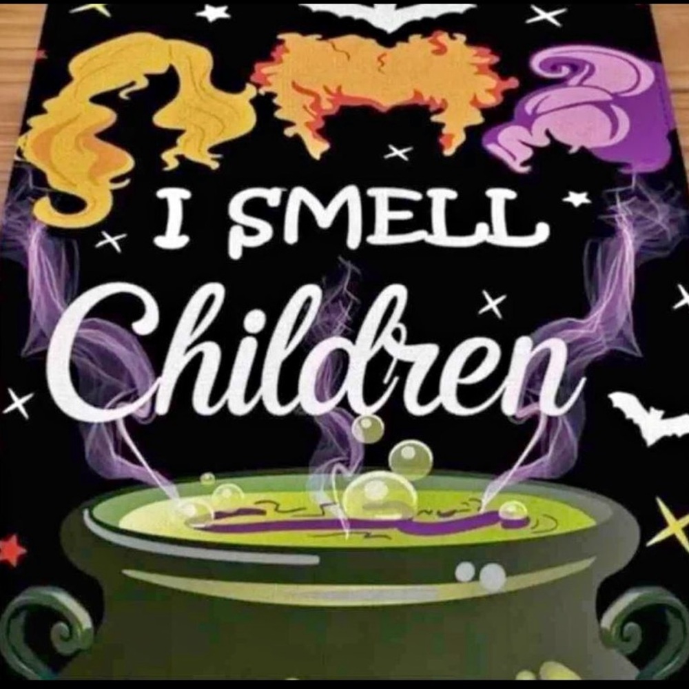 I Smell Children Hocus Pocus Halloween Festive Table Runner